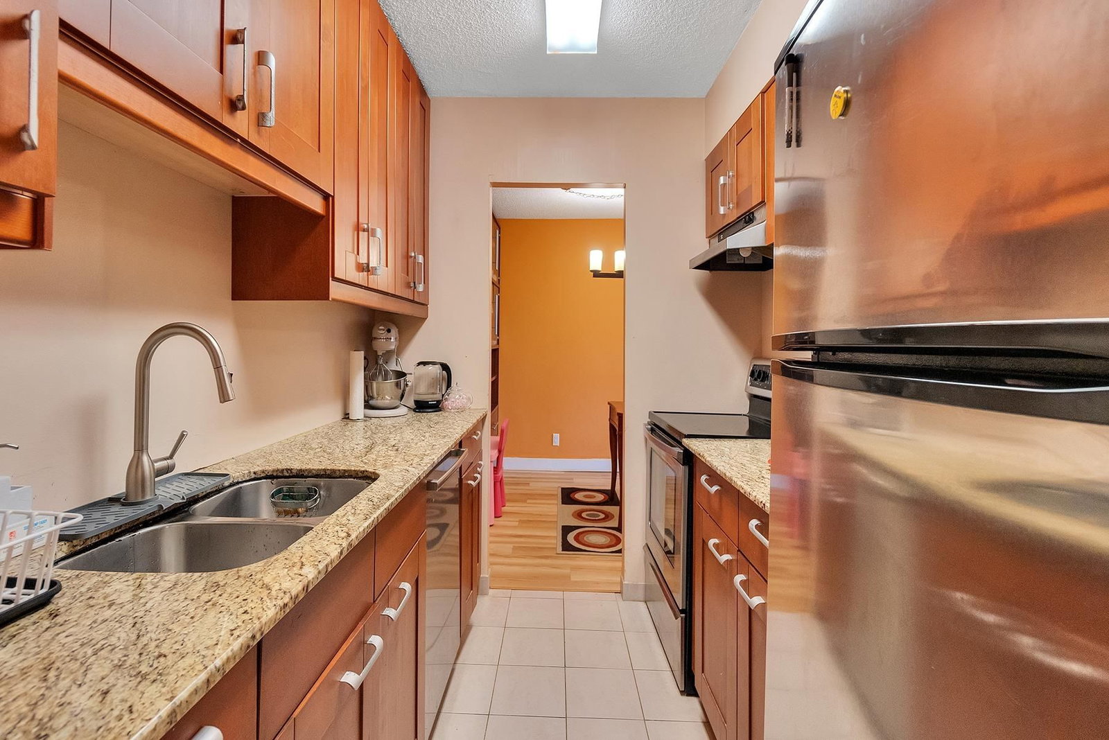 Listing Image 15