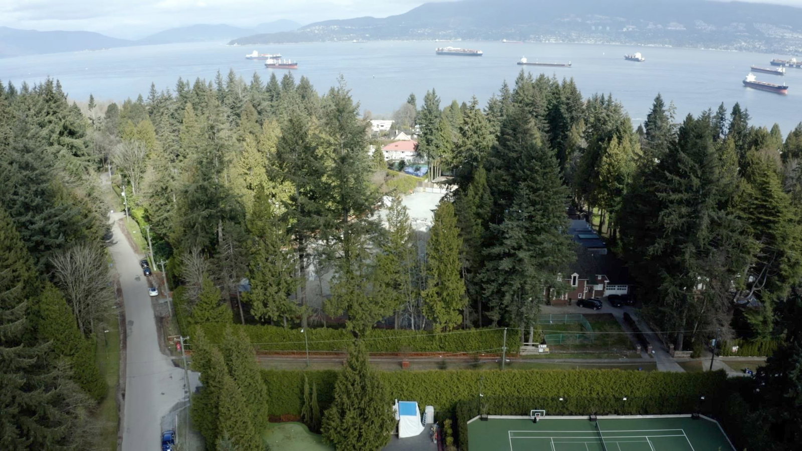 Listing Image 11