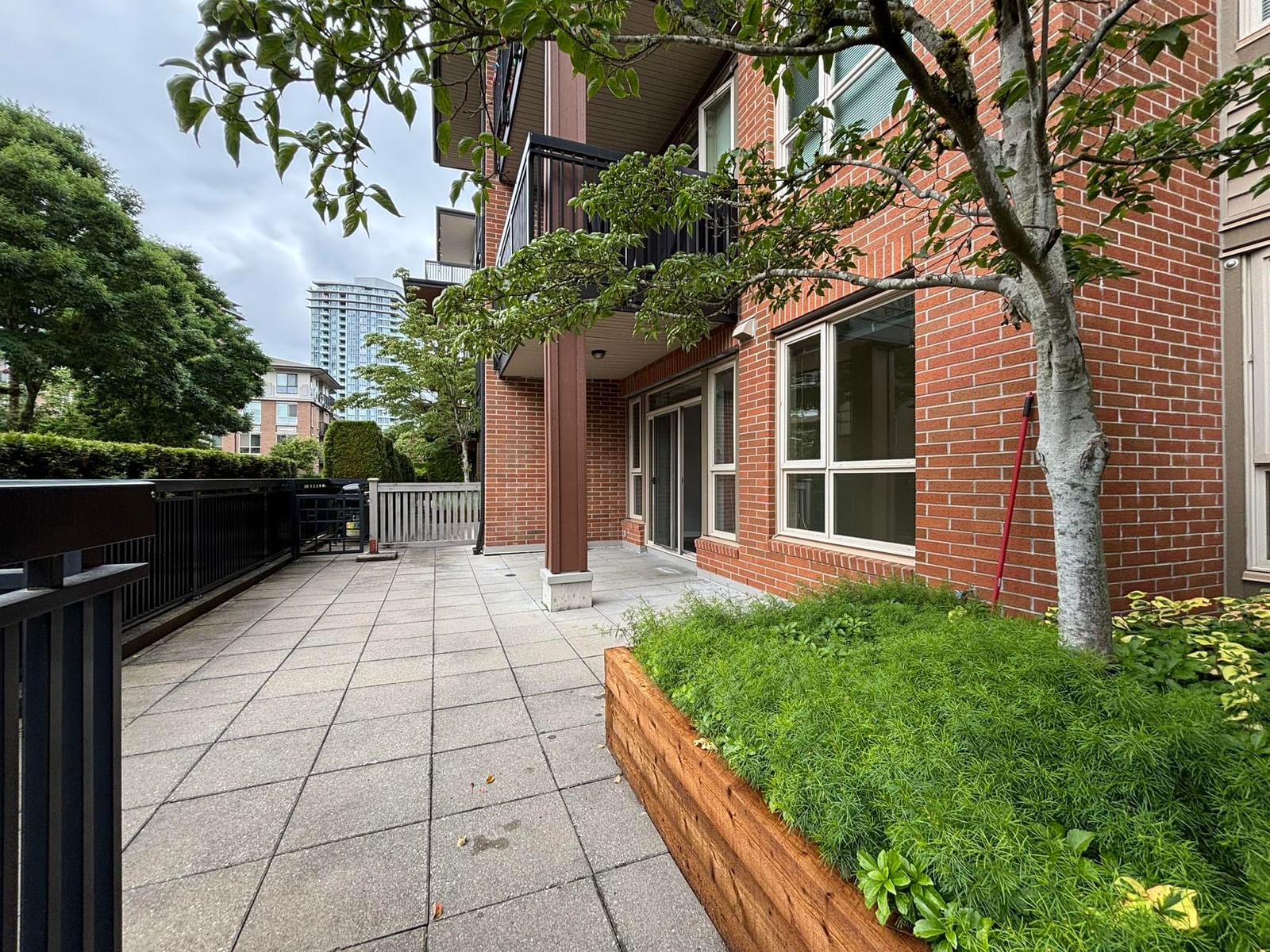 Listing Image 13
