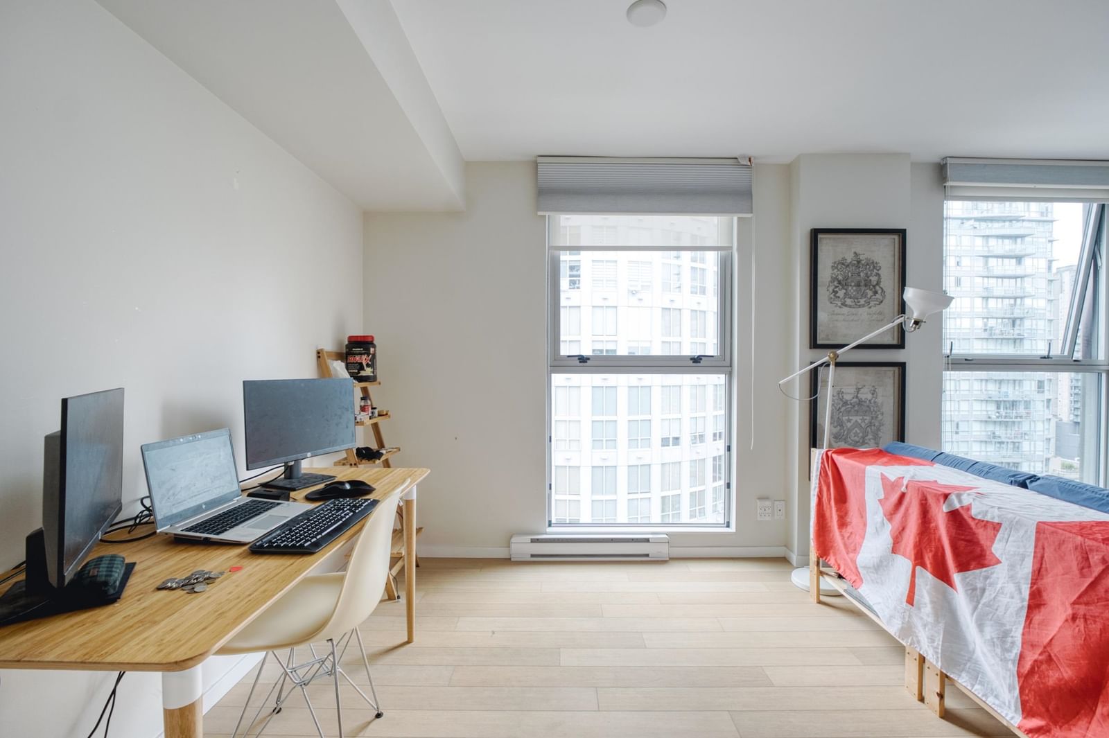 Listing Image 6