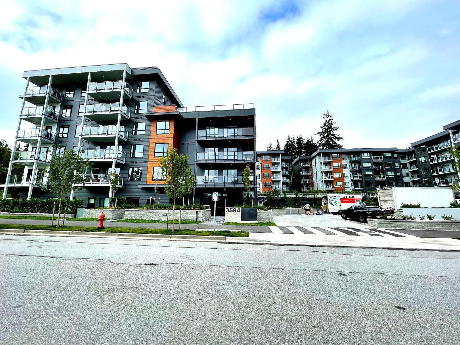 Listing Image 23