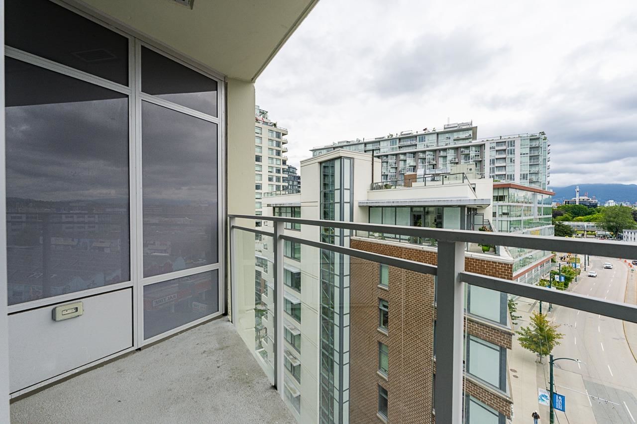 Listing Image 17