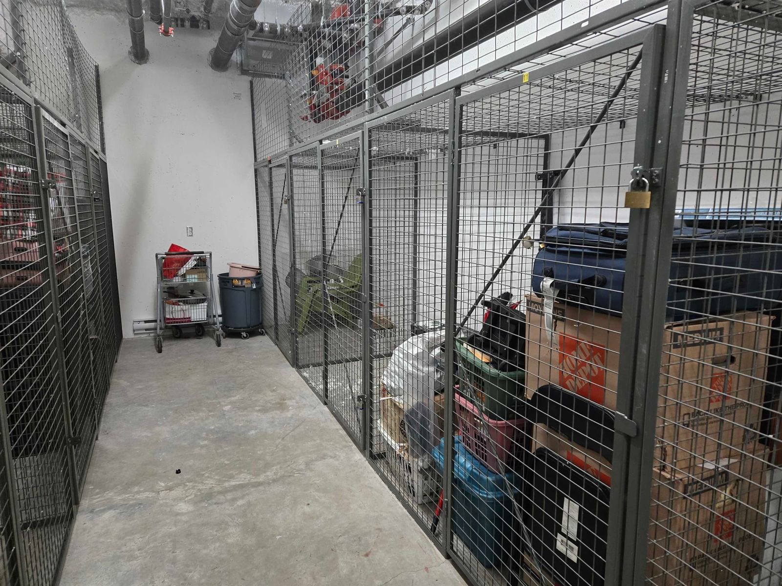 Listing Image 19