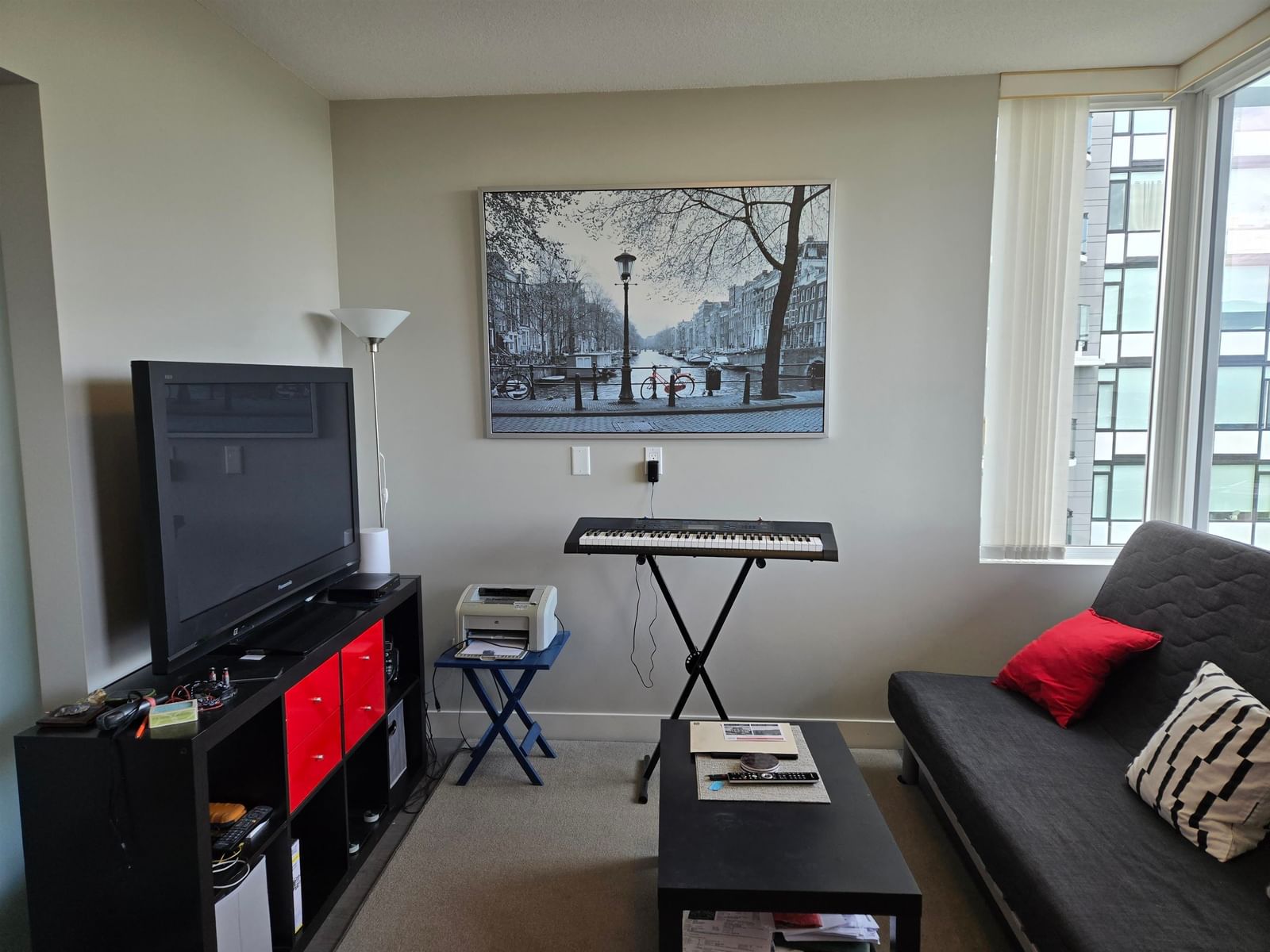Listing Image 6