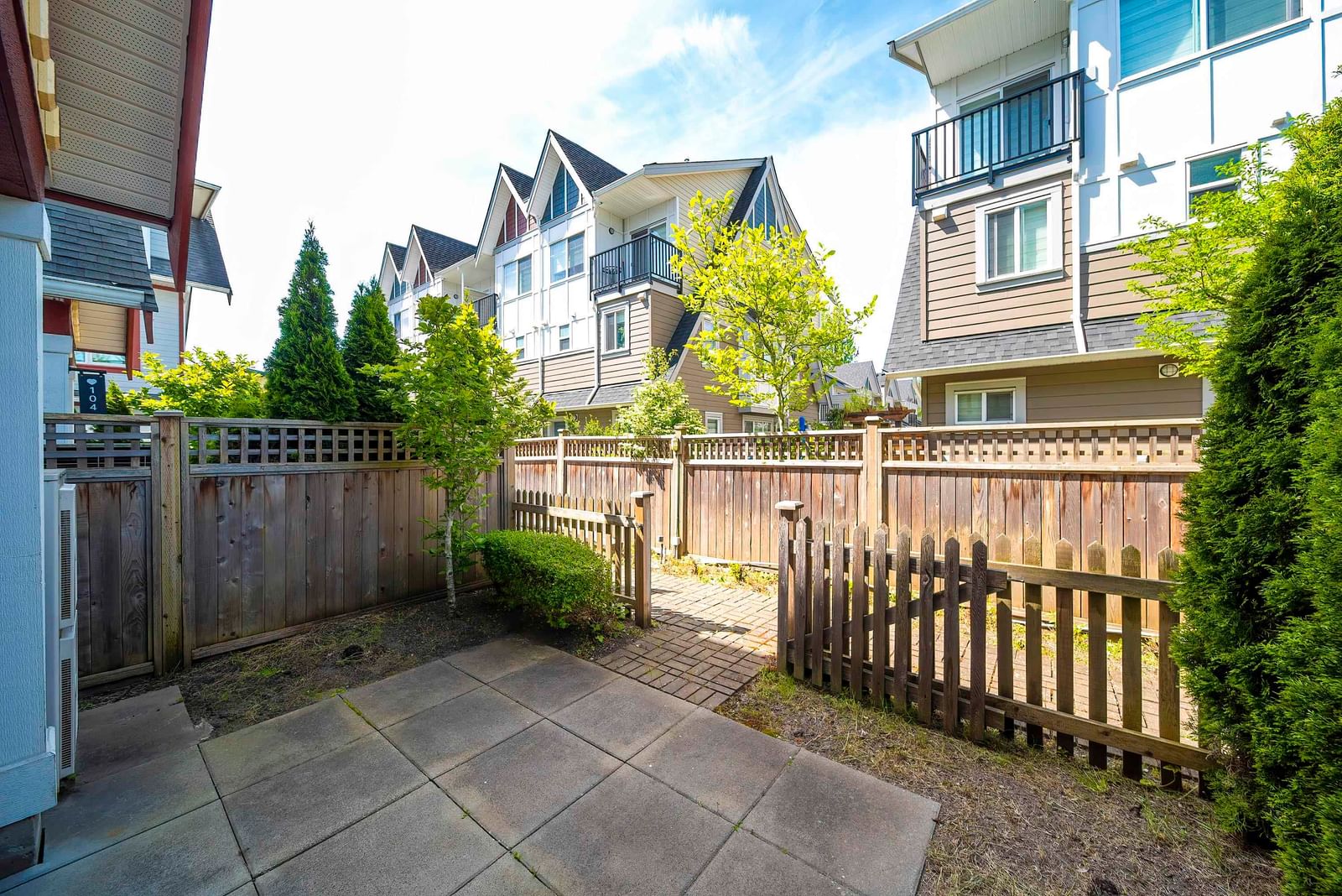 Listing Image 7
