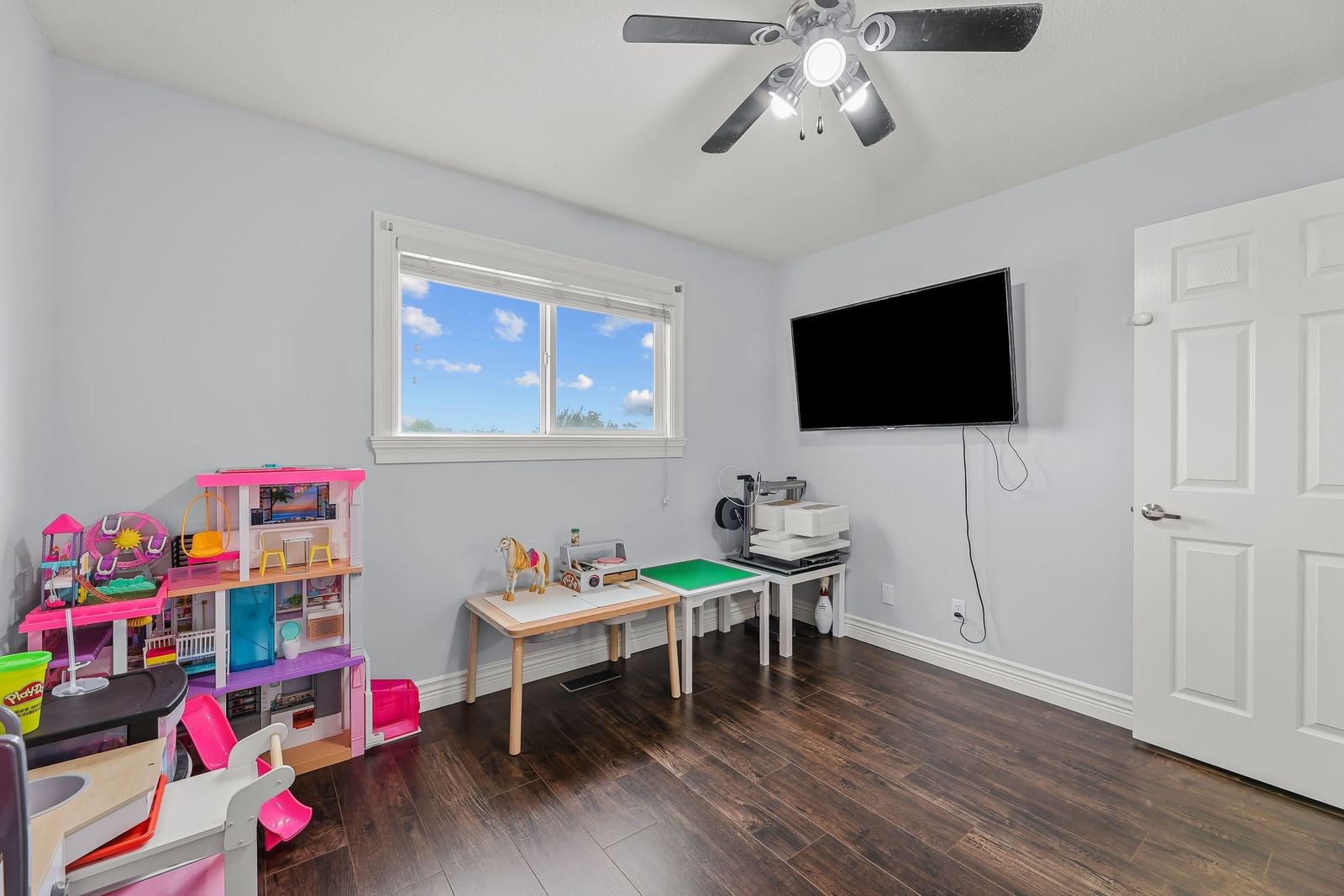 Listing Image 13