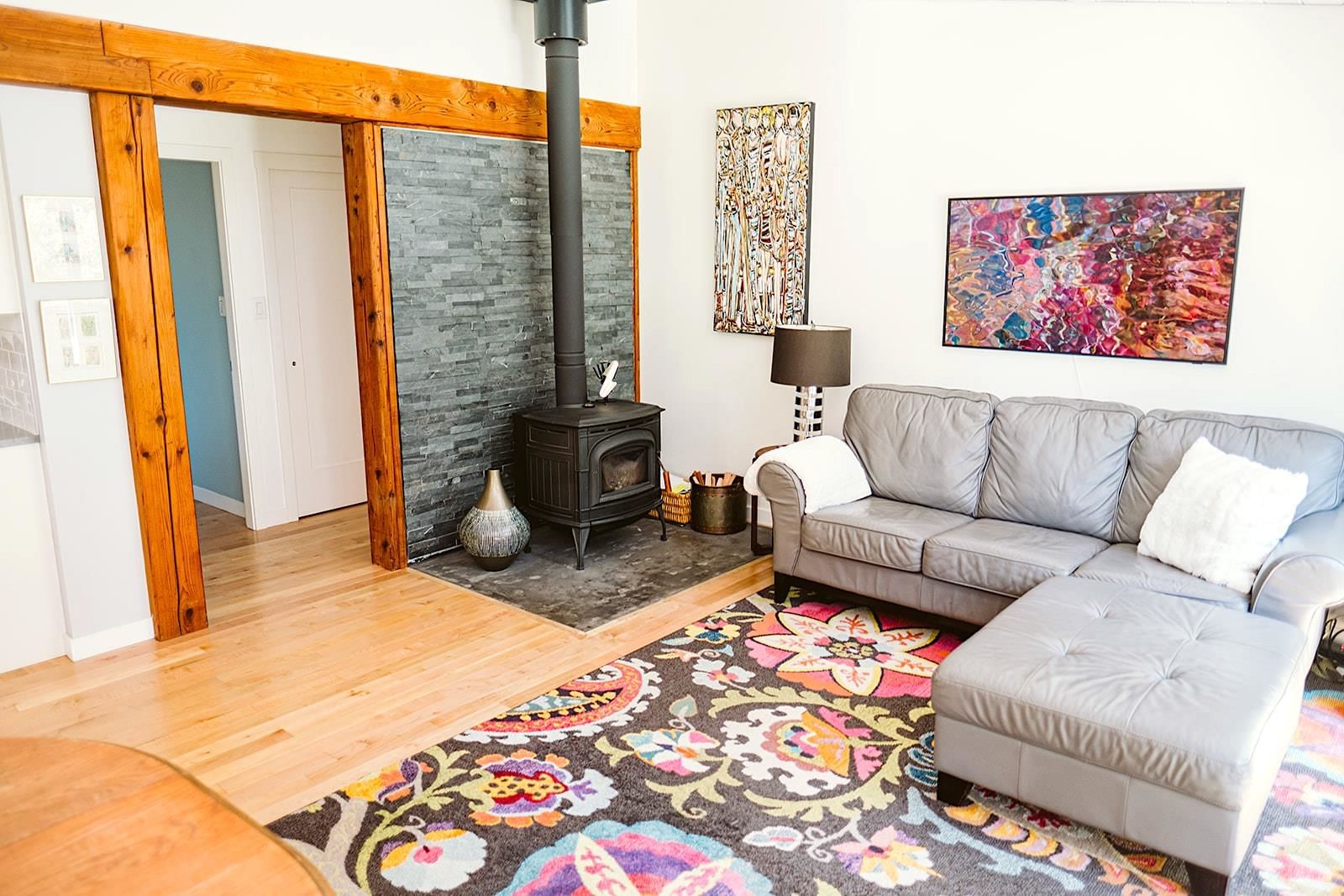 Listing Image 6