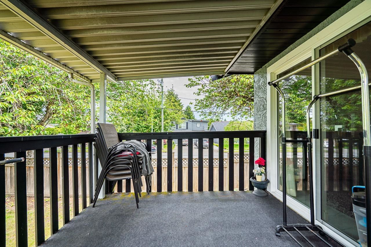 Listing Image 8