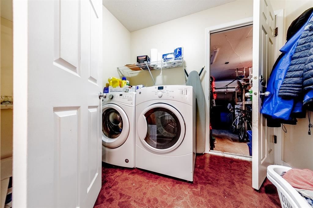 Listing Image 16