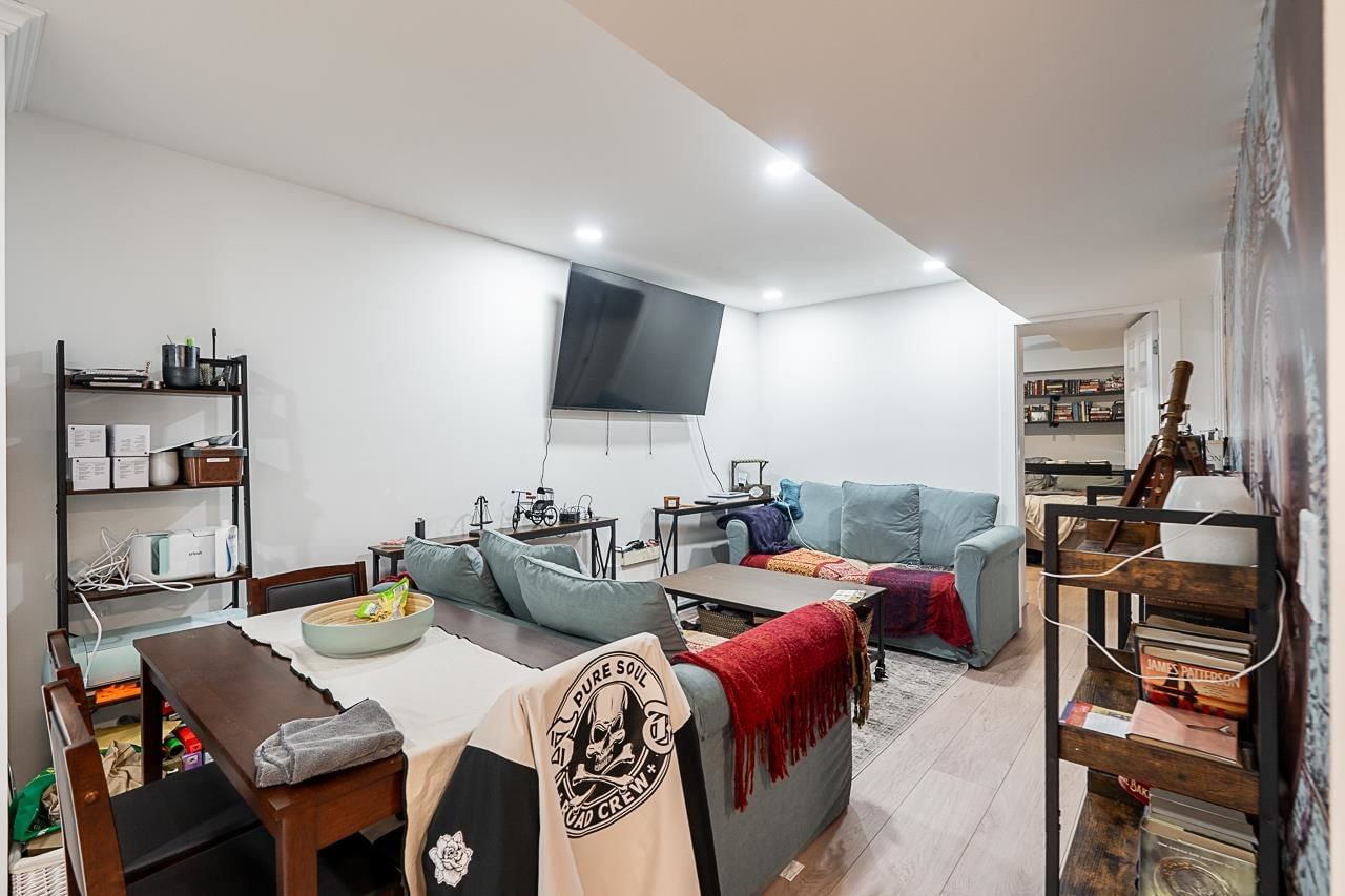 Listing Image 23