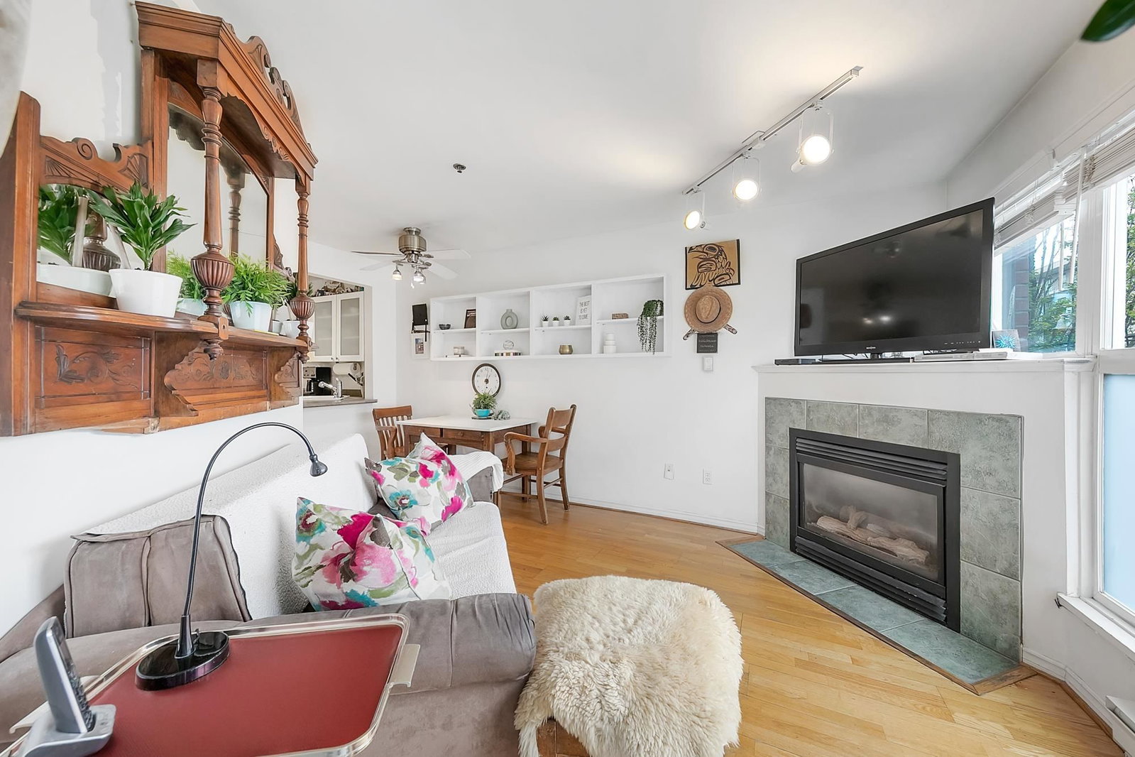 Listing Image 13