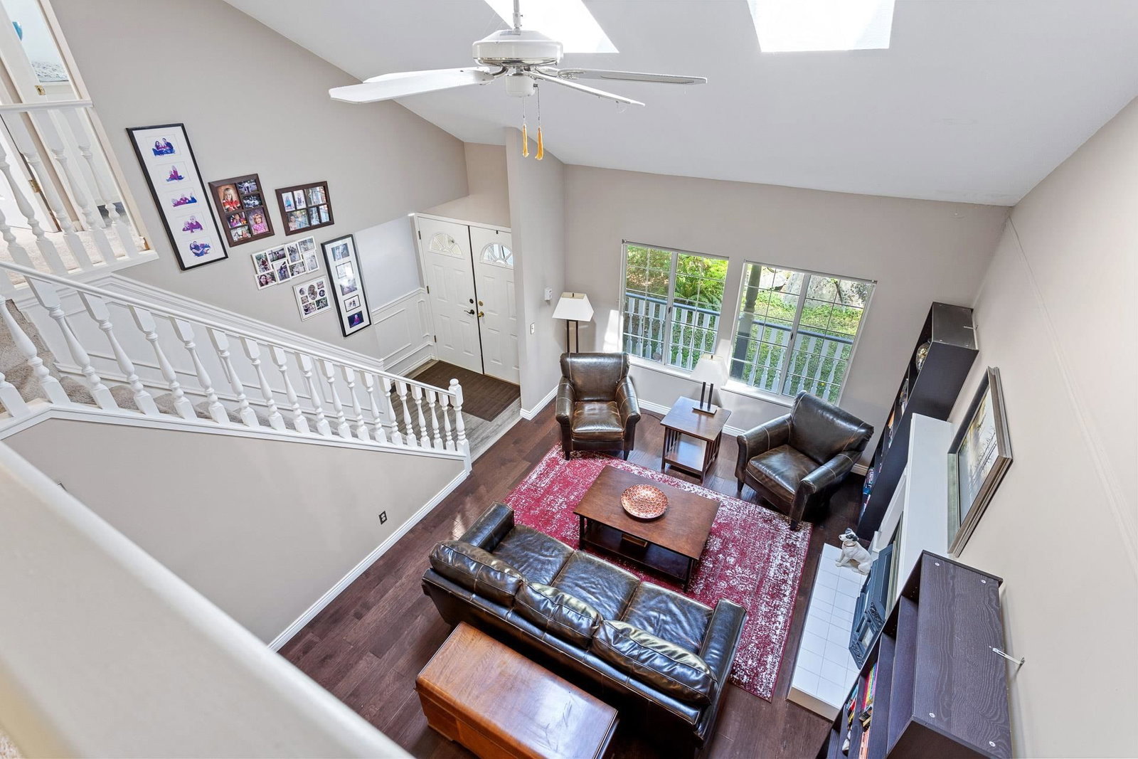 Listing Image 8