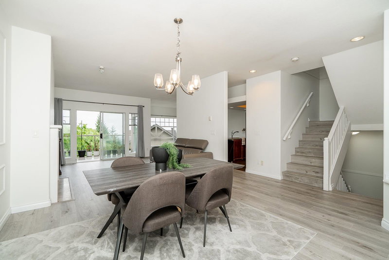 32 - 2979 Panorama Drive, Coquitlam, V3E 2W8 | Image 2