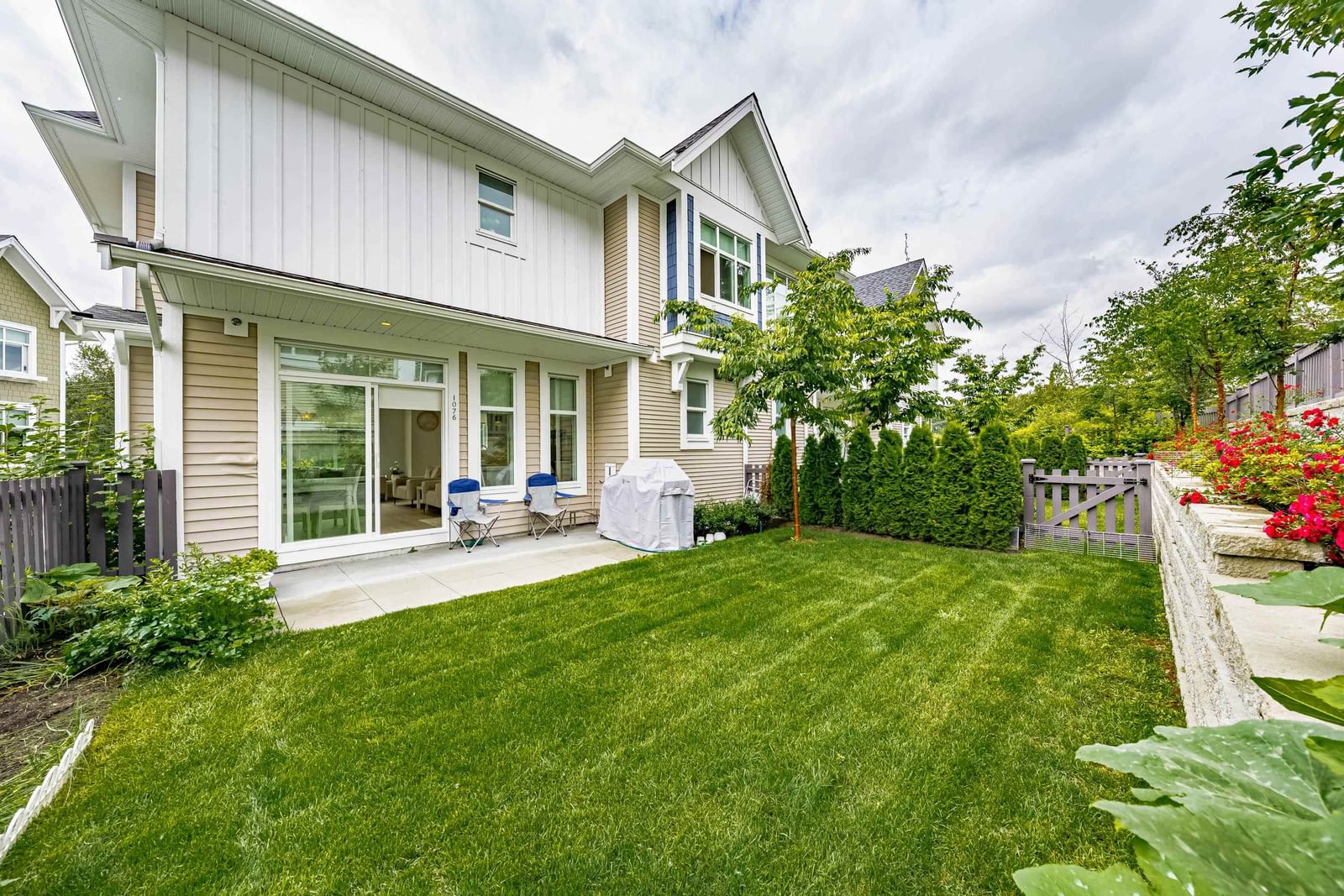 Listing Image 16