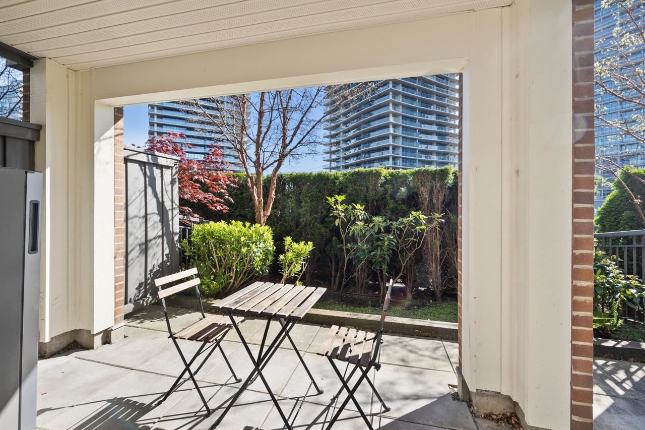 Listing Image 14