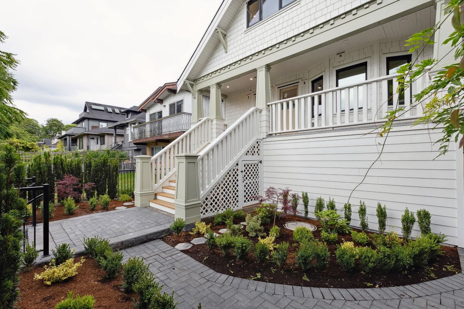 Listing Image 19