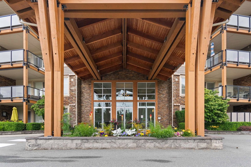 301 - 45750 Keith Wilson Road, Chilliwack, V2R 0X3 | Image 3