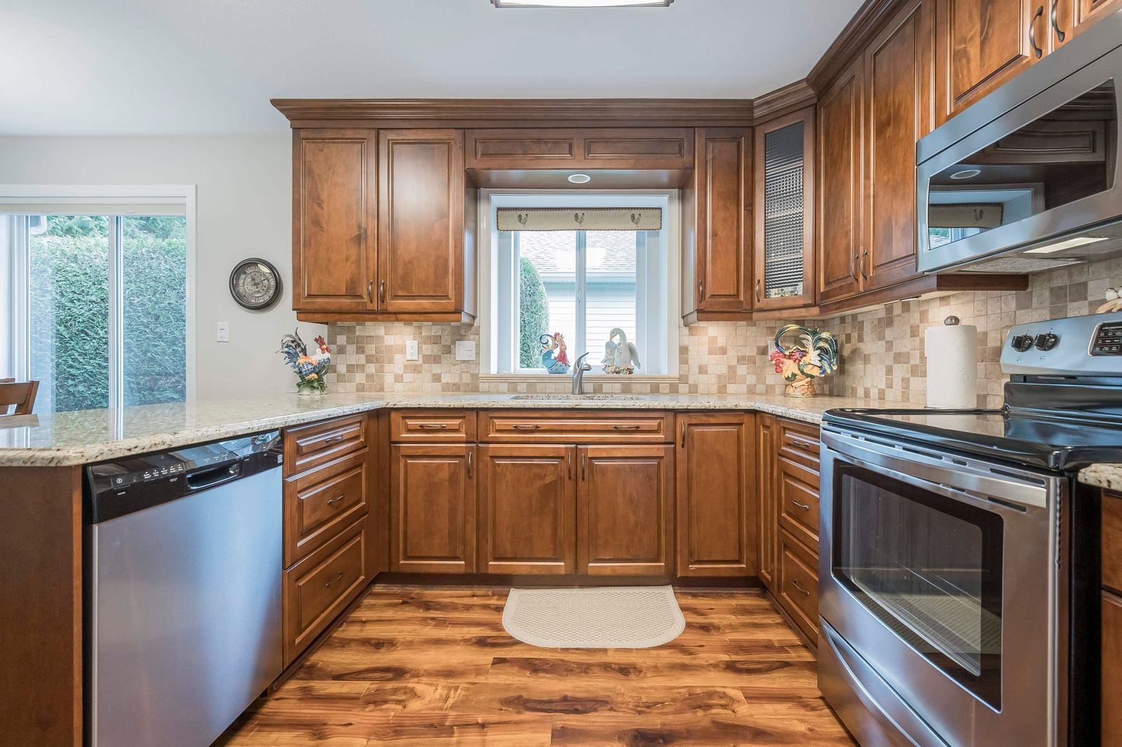 Listing Image 13