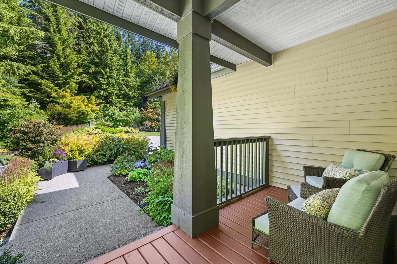 Listing Image 8