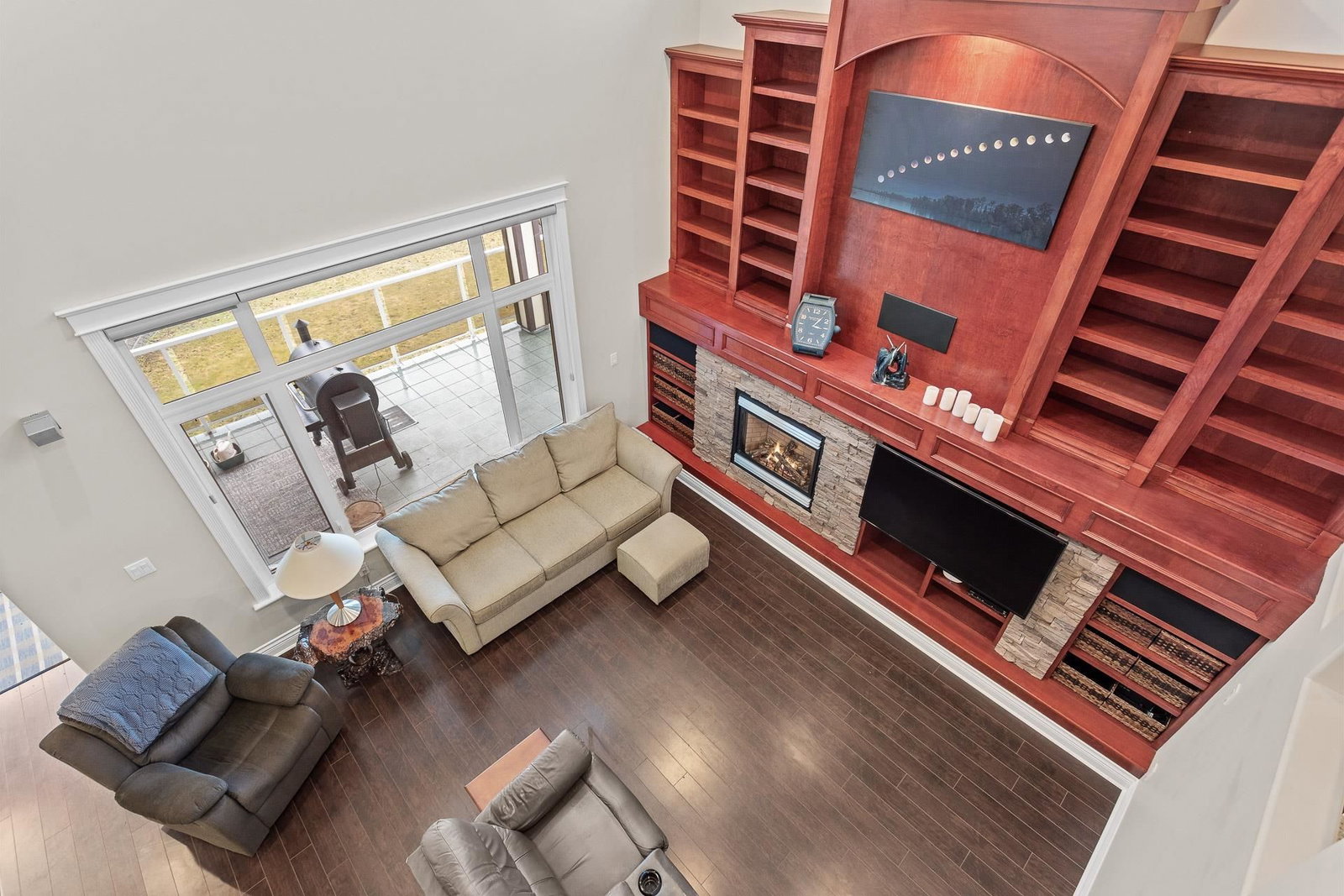 Listing Image 11