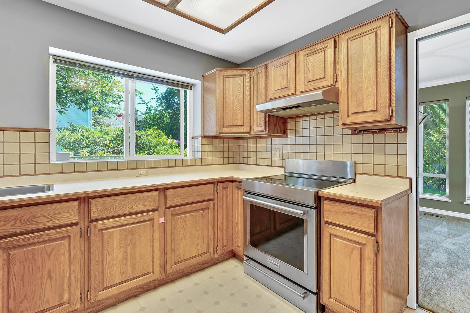 Listing Image 22