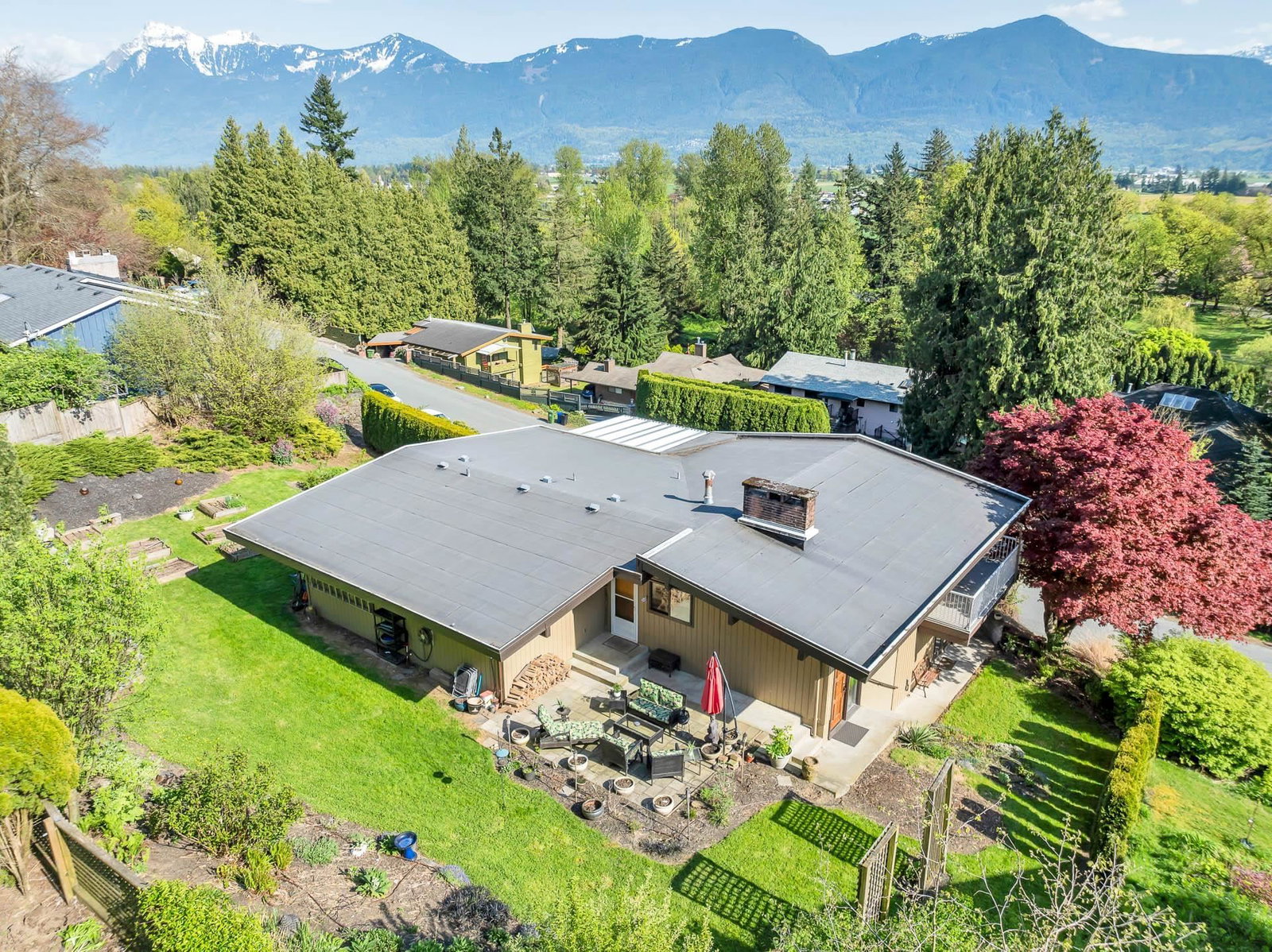 Listing Image 5