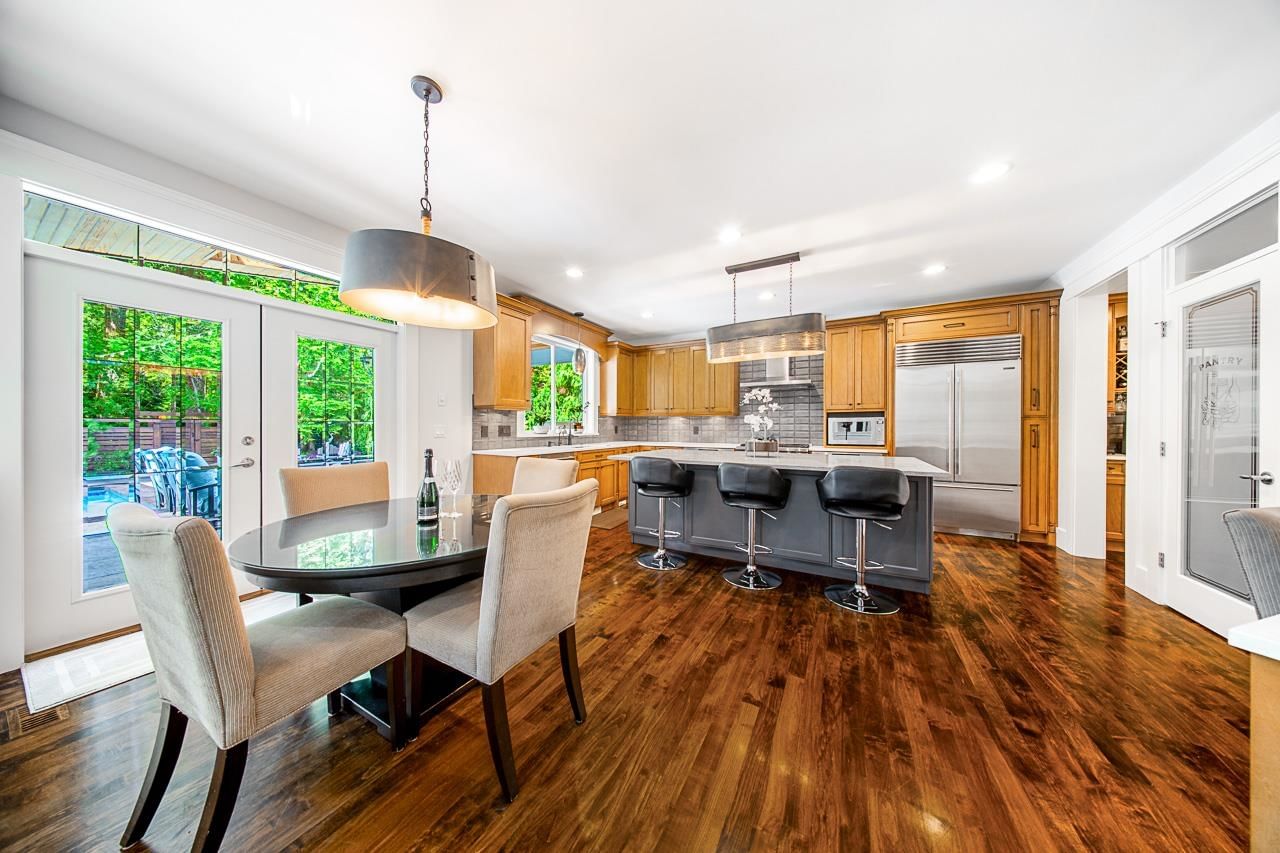 Listing Image 11