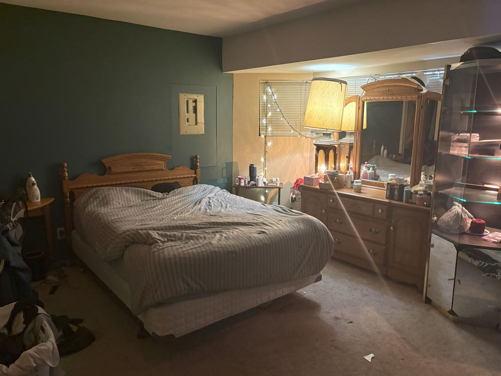 Listing Image 4