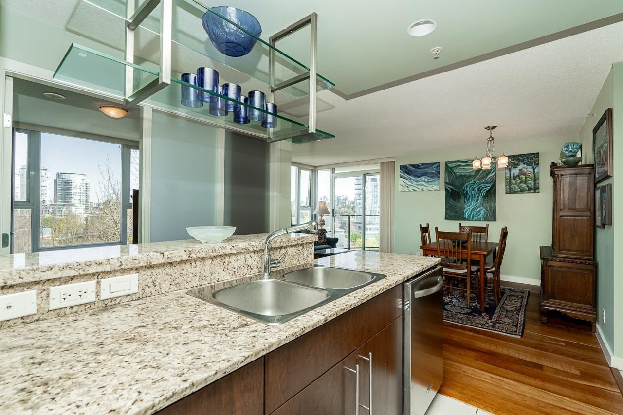Listing Image 10