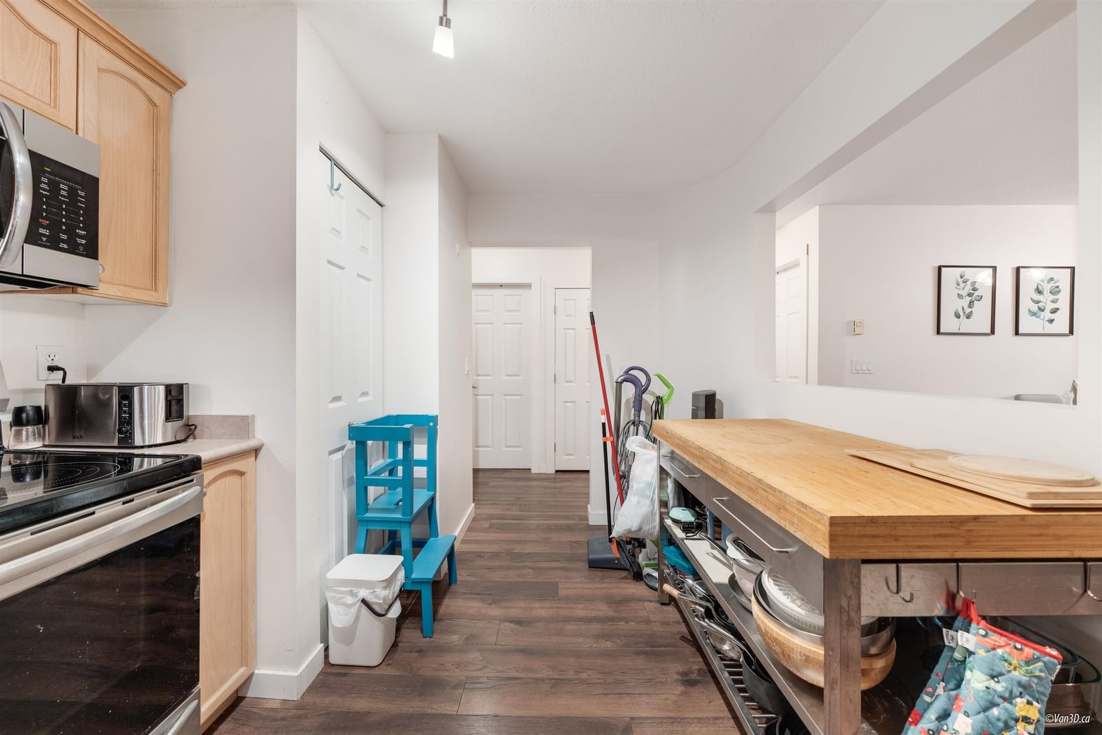 Listing Image 13