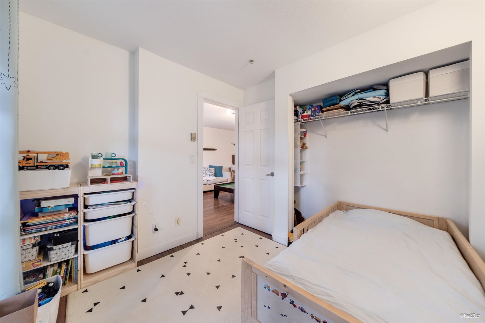 Listing Image 19