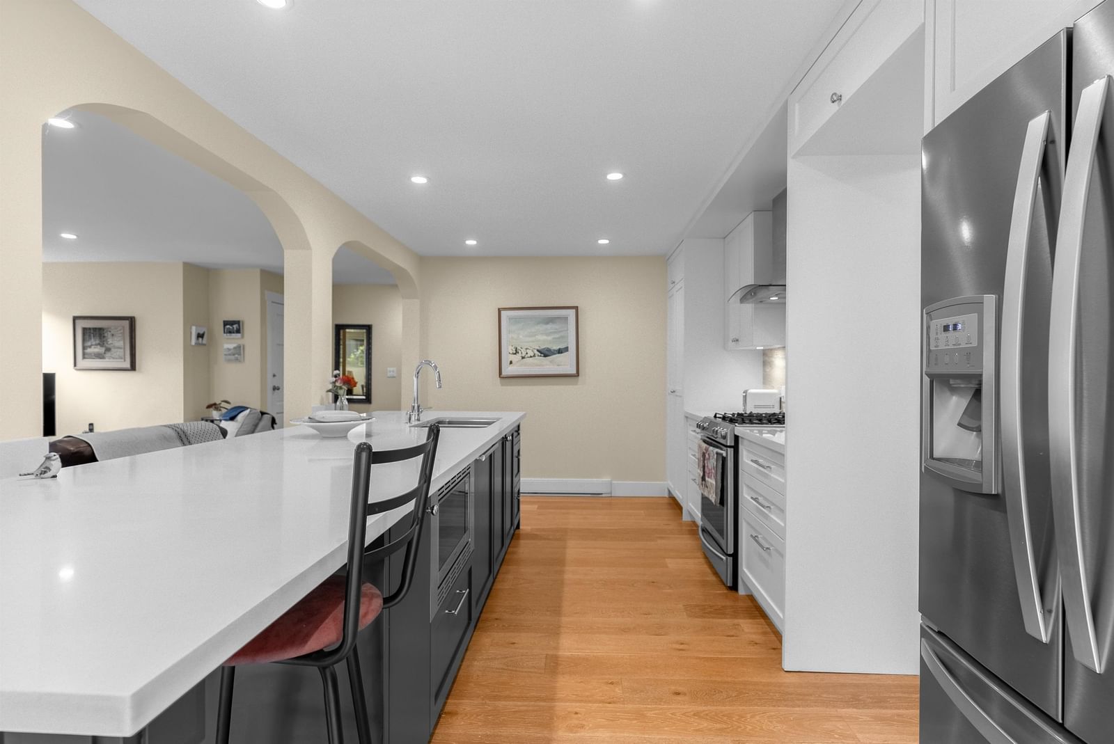 Listing Image 11