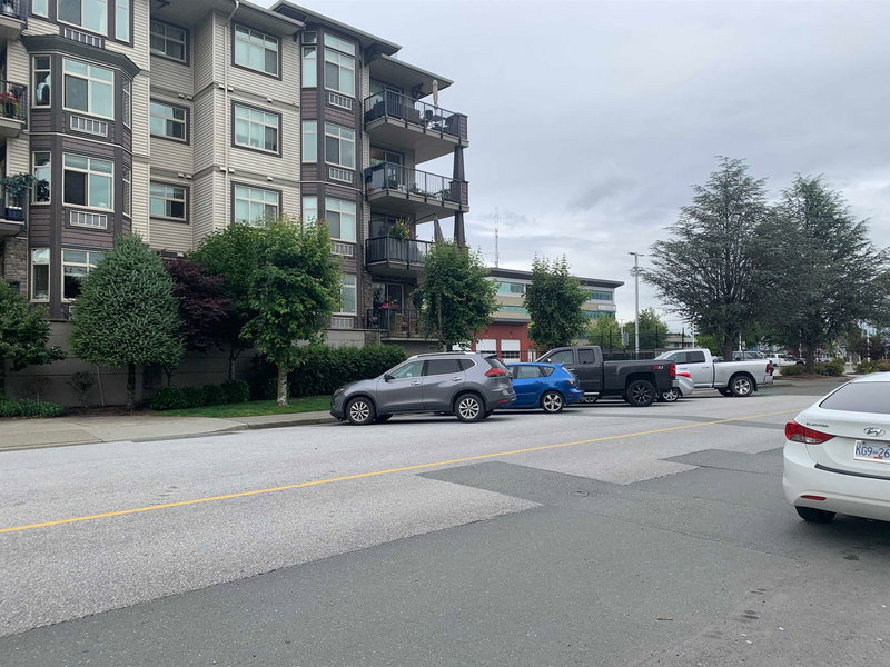 407 - 45893 Chesterfield Avenue, Chilliwack, V2P 1M5 | Image 3