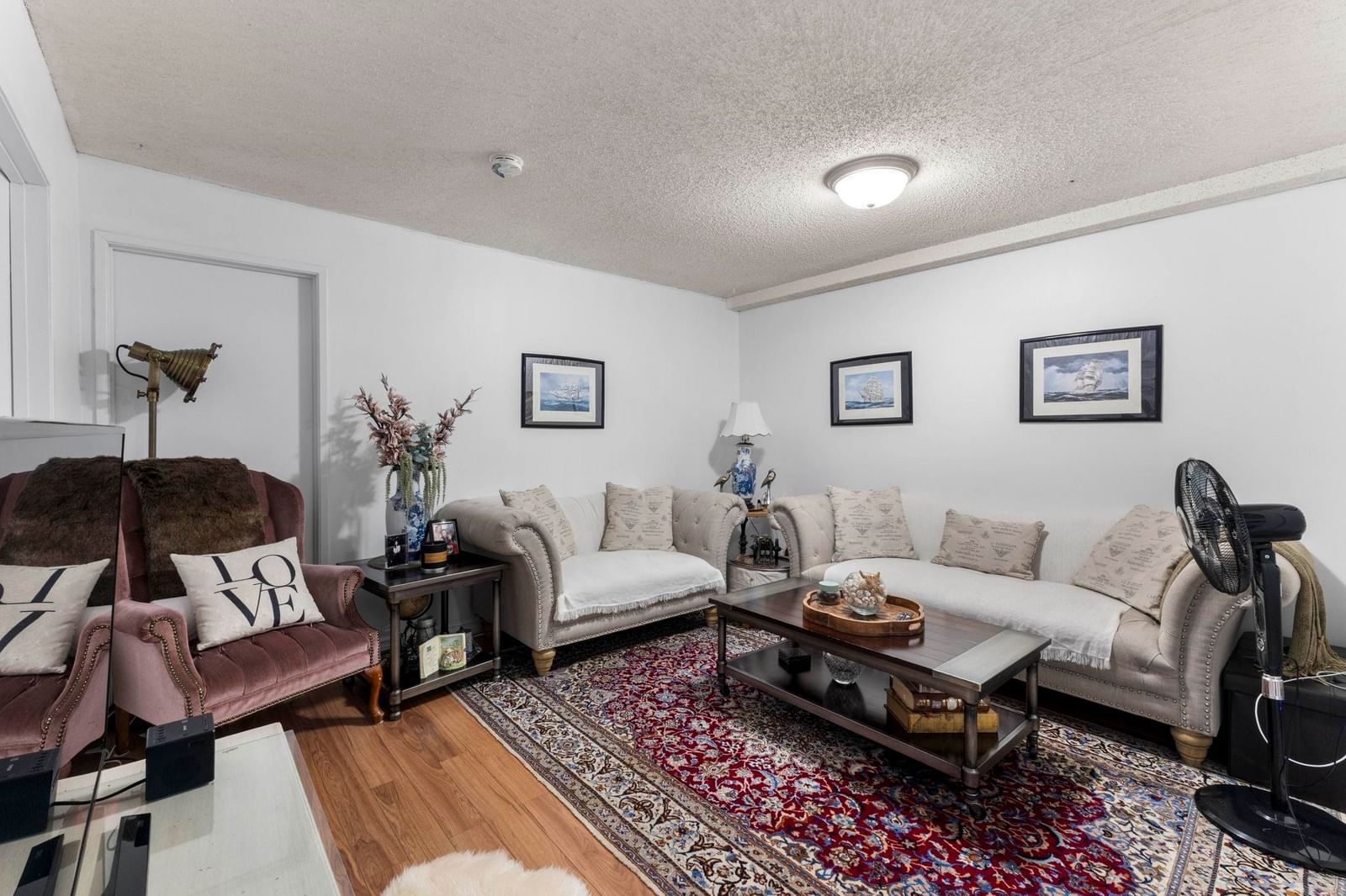 Listing Image 26