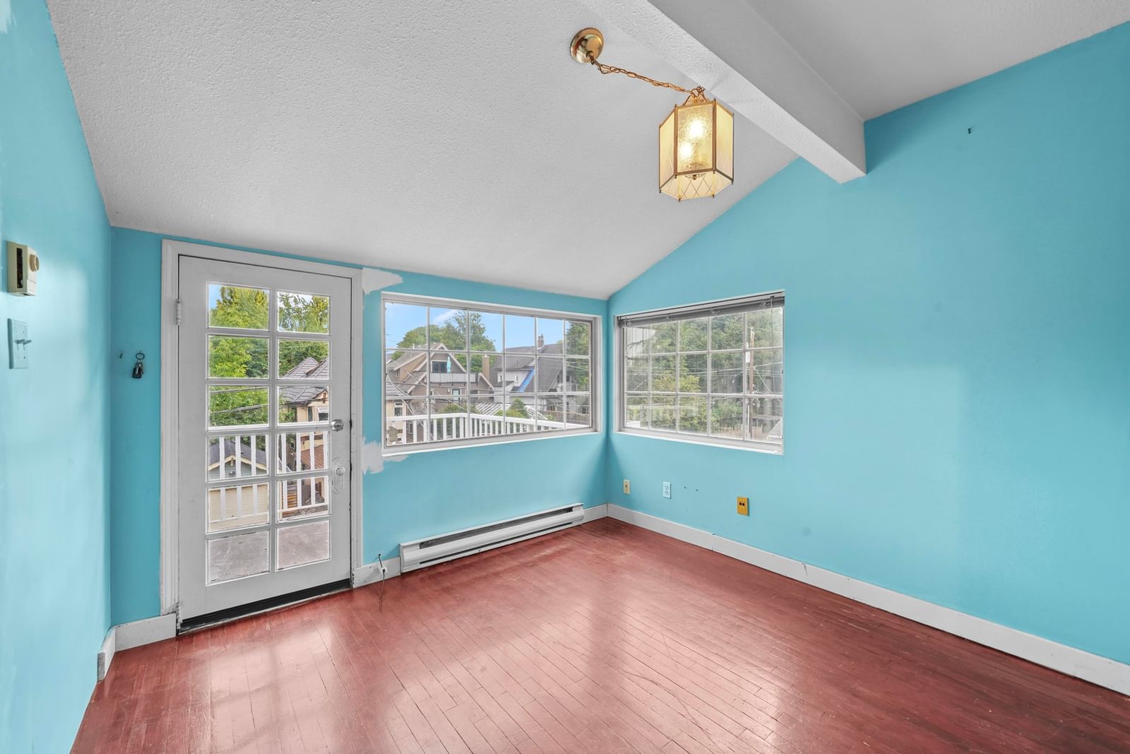 Listing Image 20