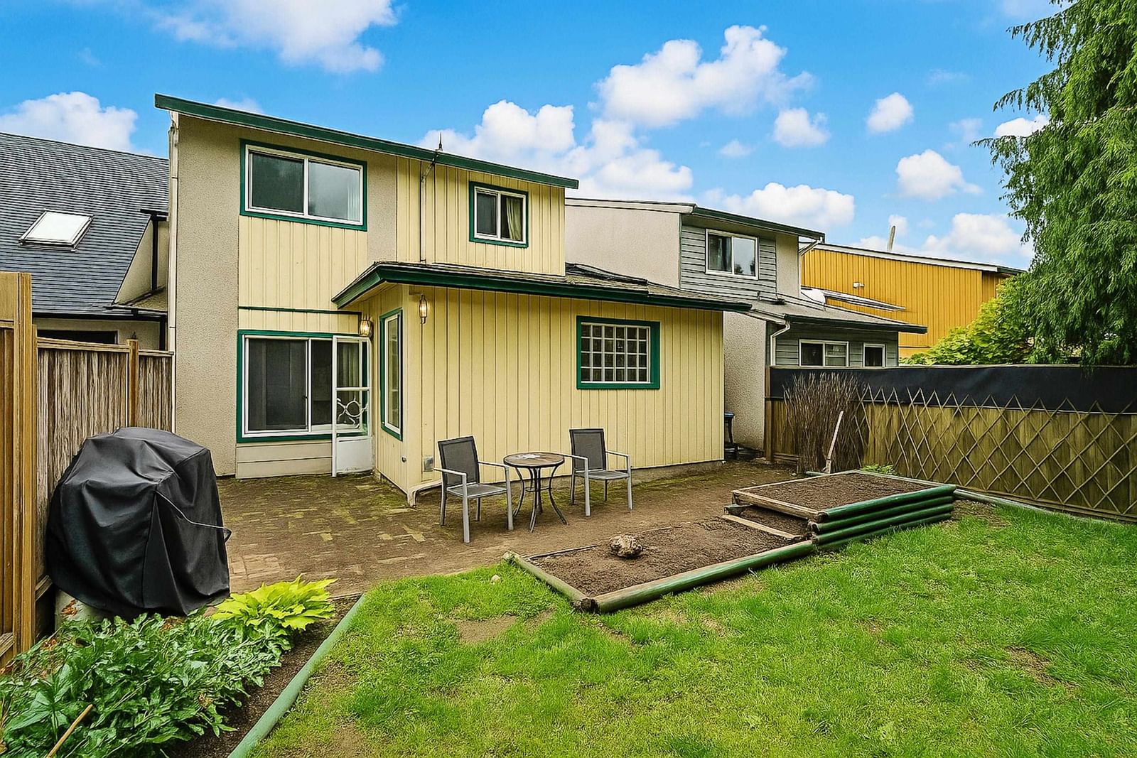 Listing Image 16