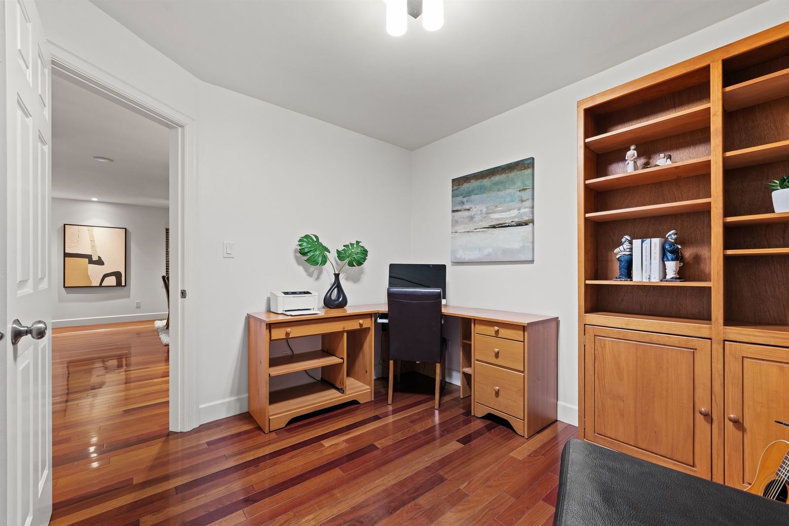 Listing Image 9