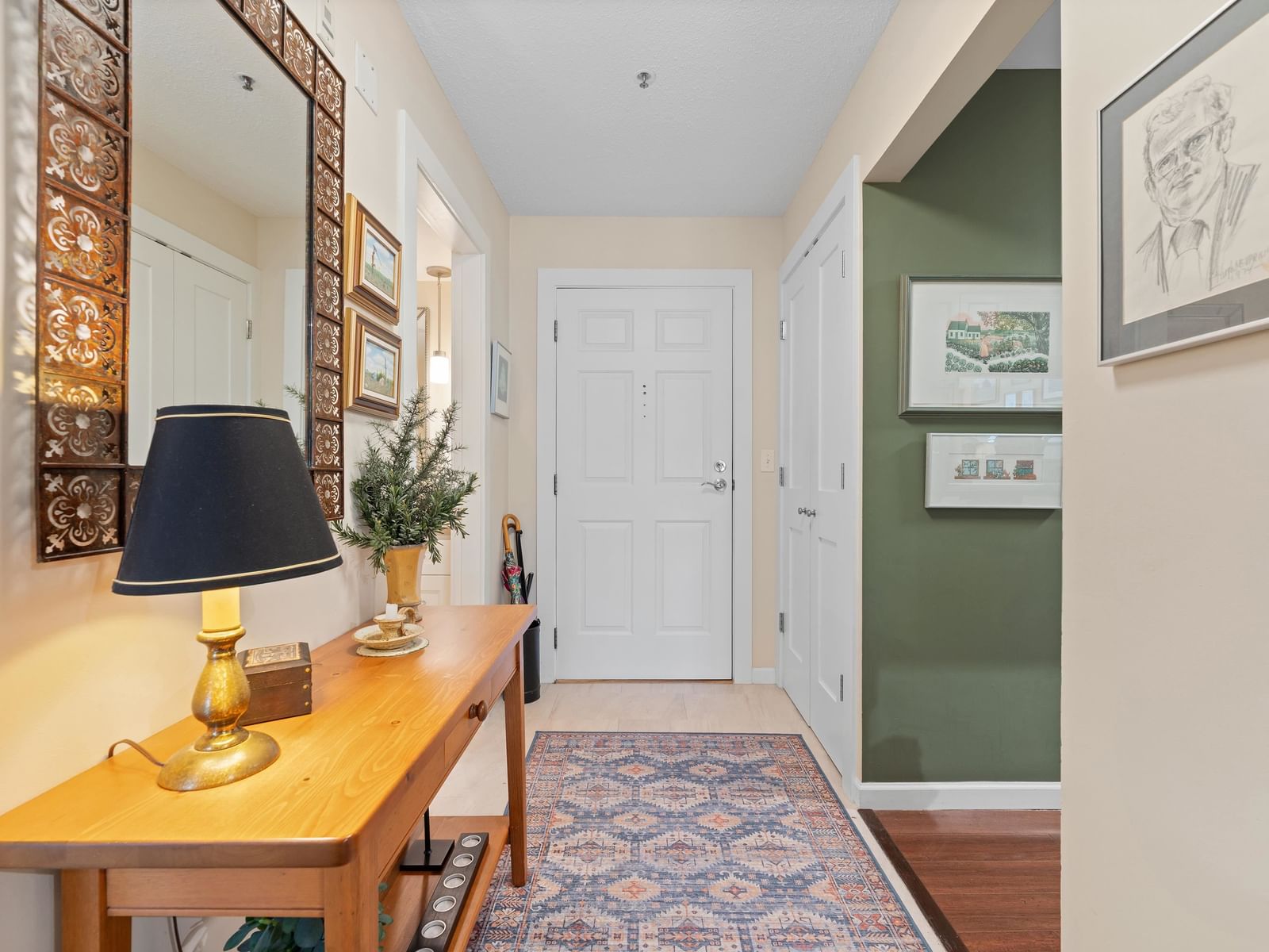 Listing Image 20
