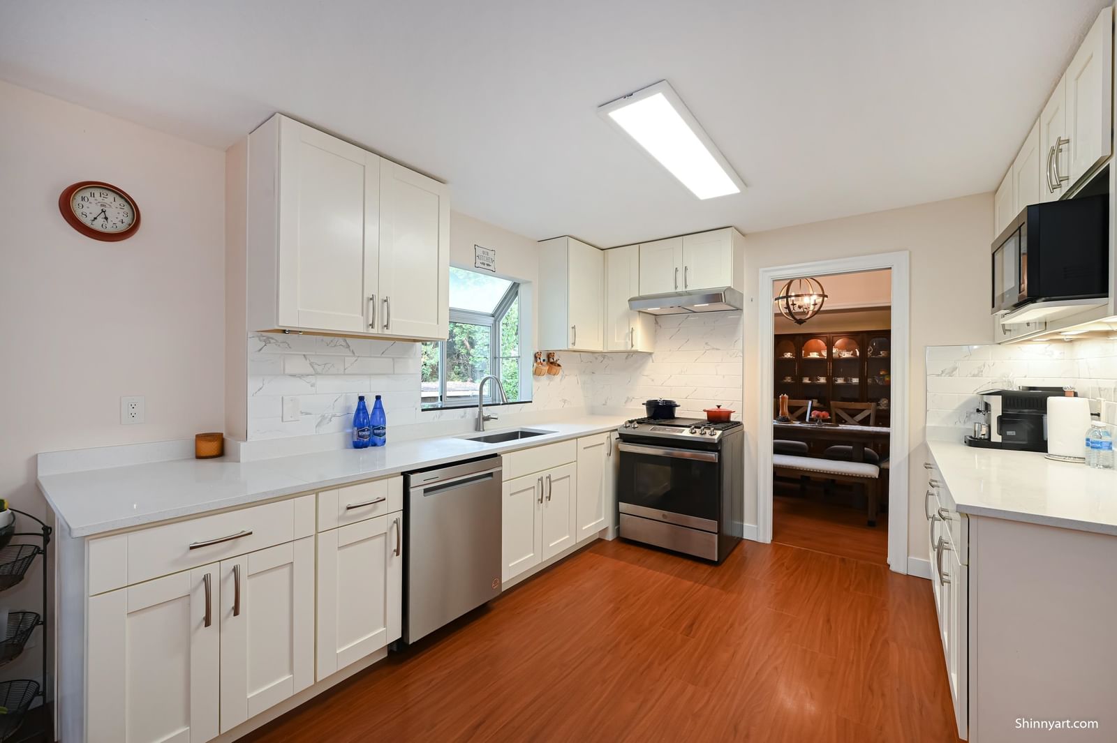 Listing Image 14