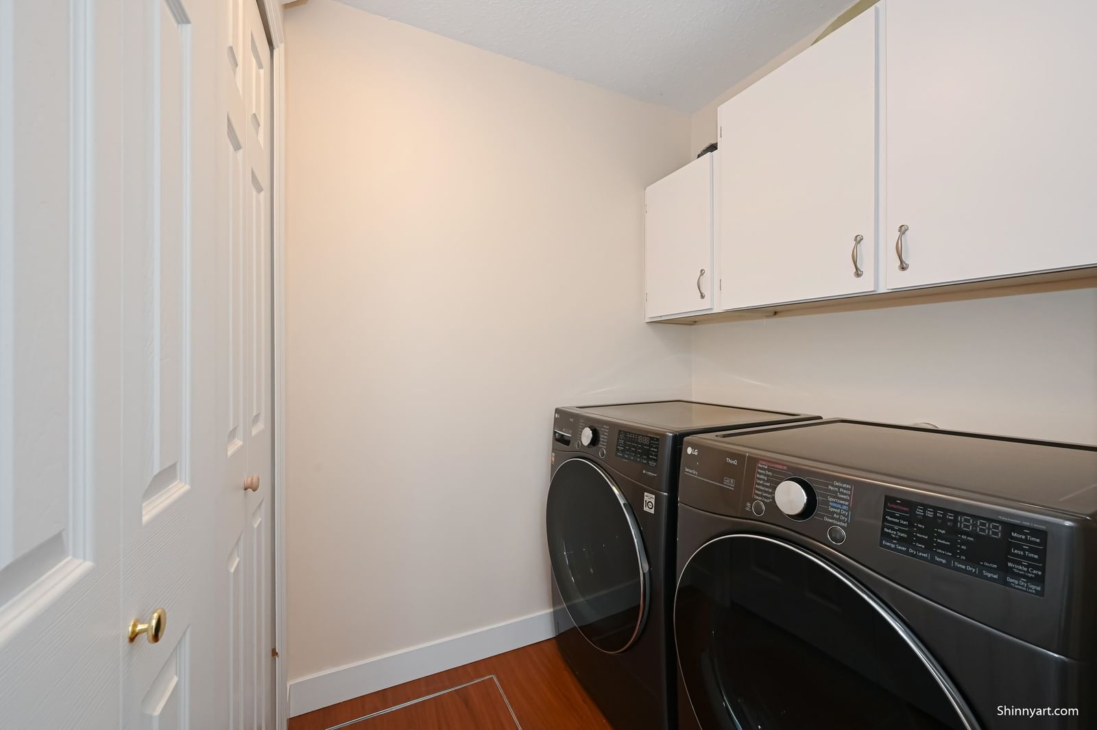 Listing Image 18