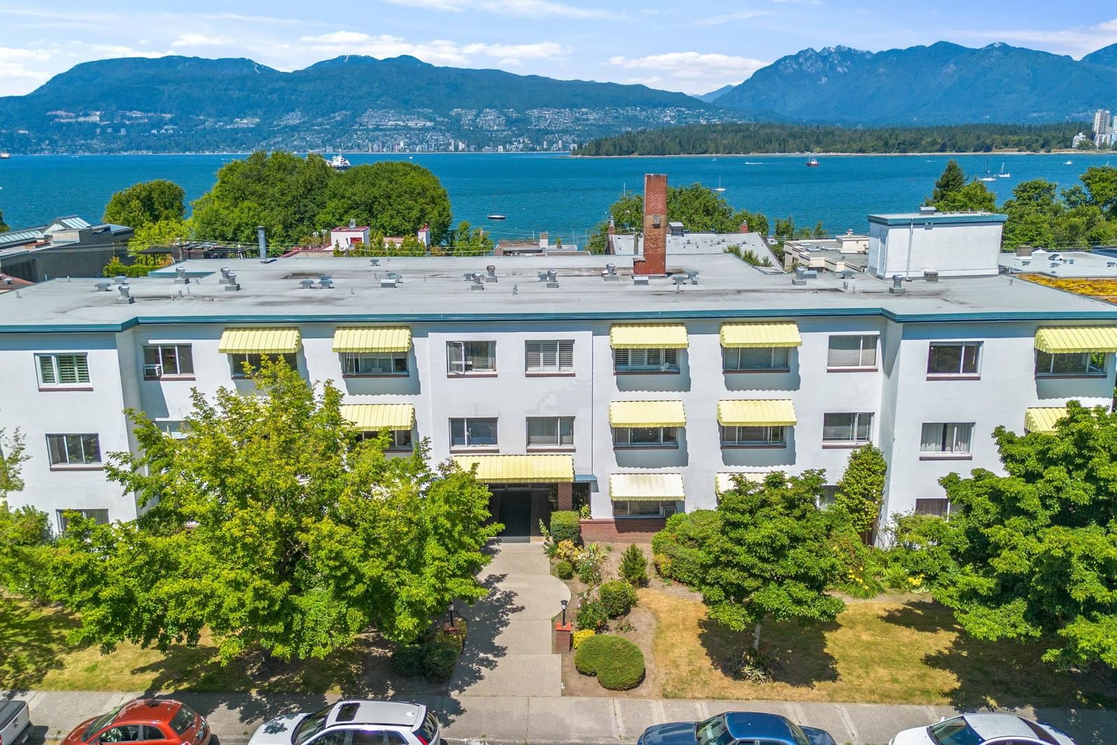 Listing Image 19