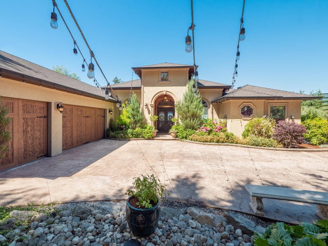 6391&93 Sandpiper Road