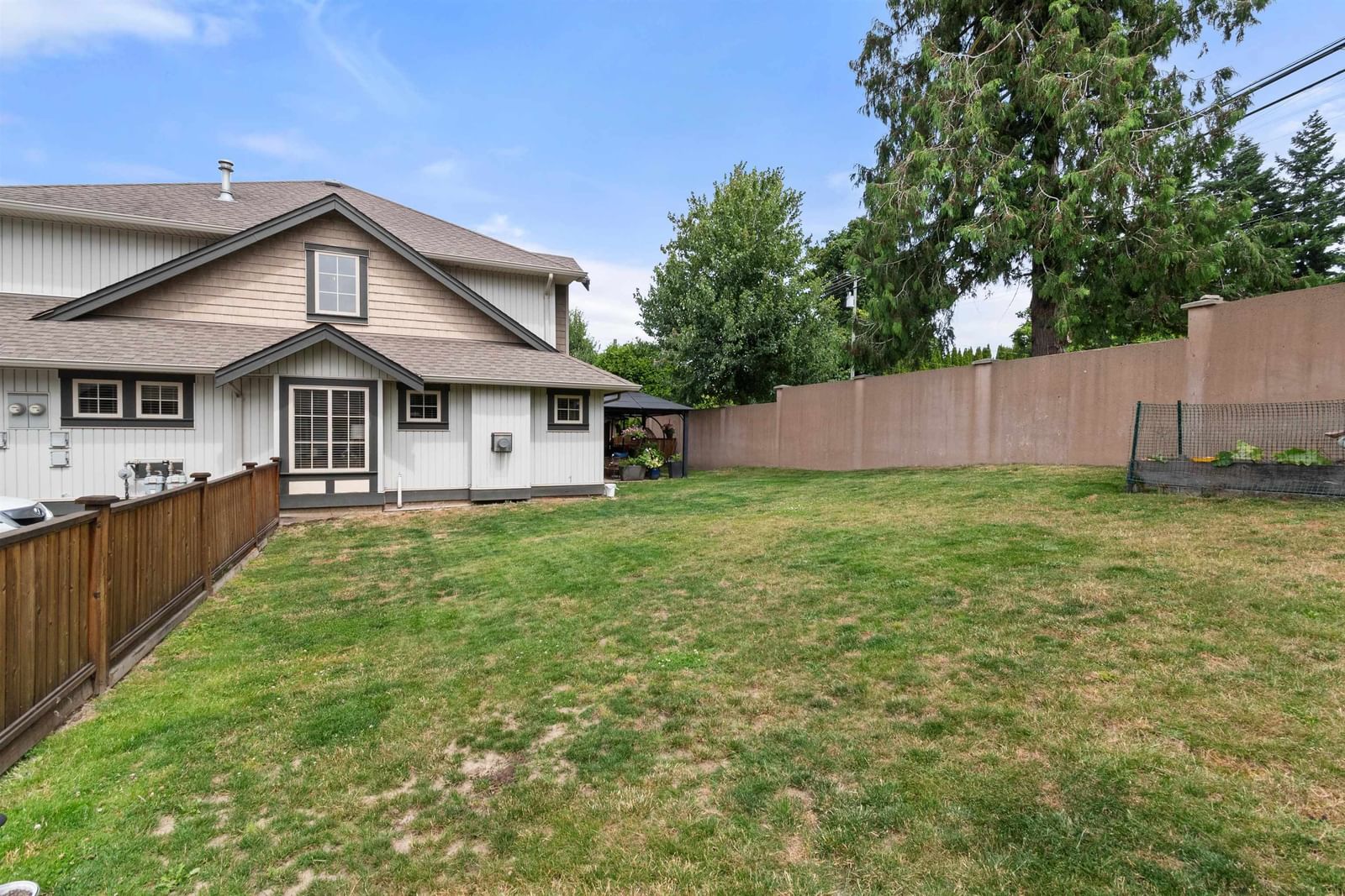 Listing Image 28