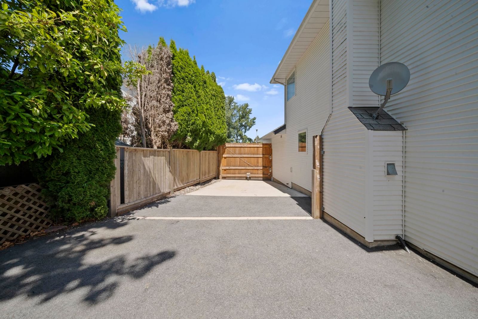 Listing Image 32