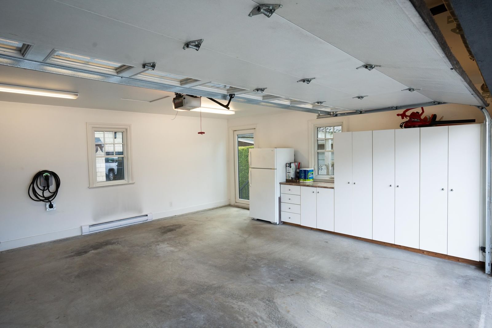 Listing Image 33