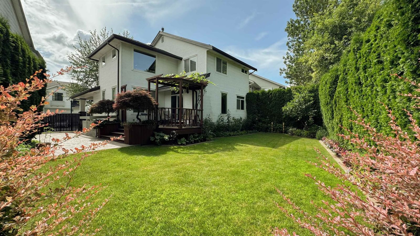 Listing Image 16