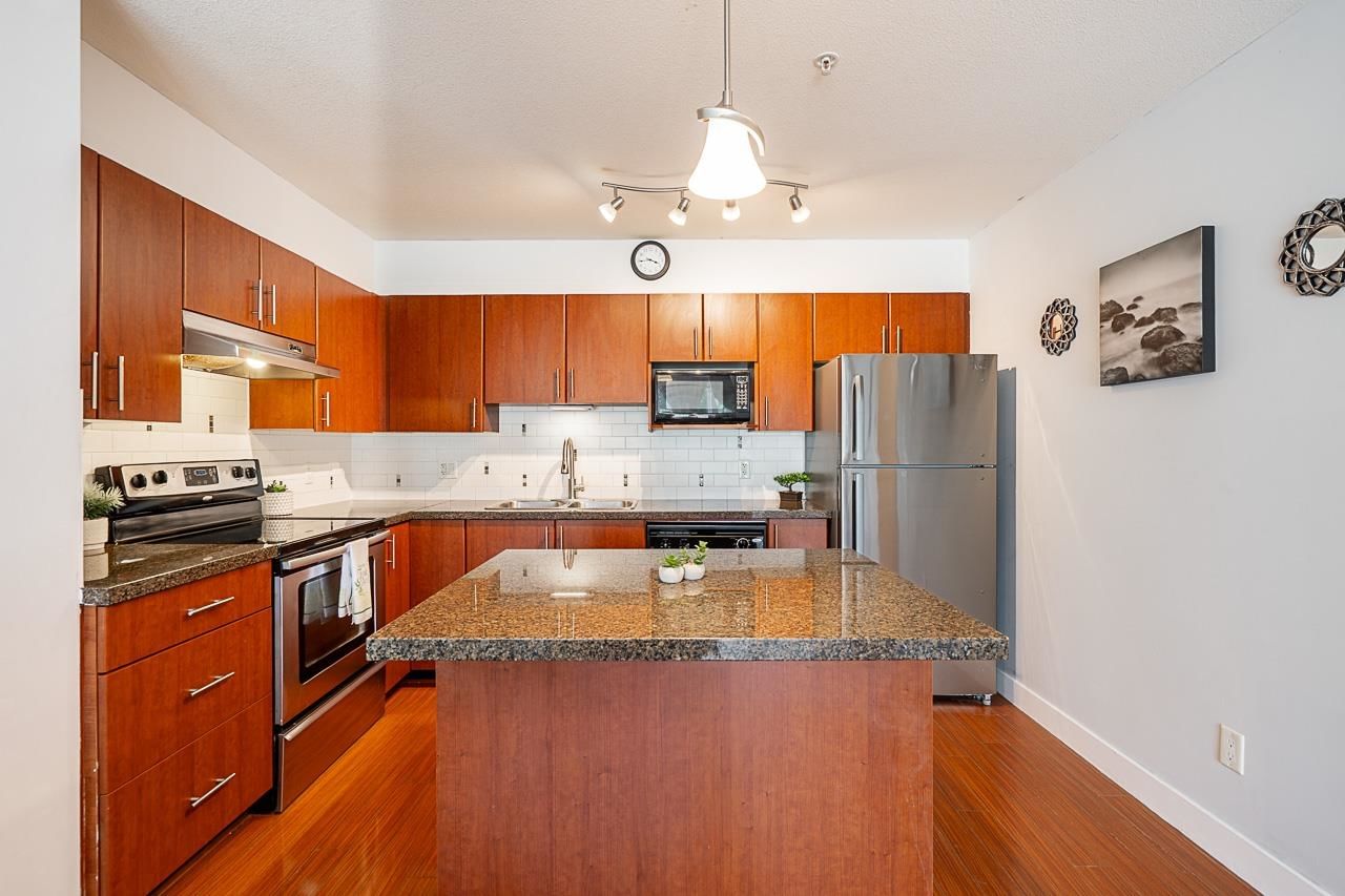 Listing Image 18