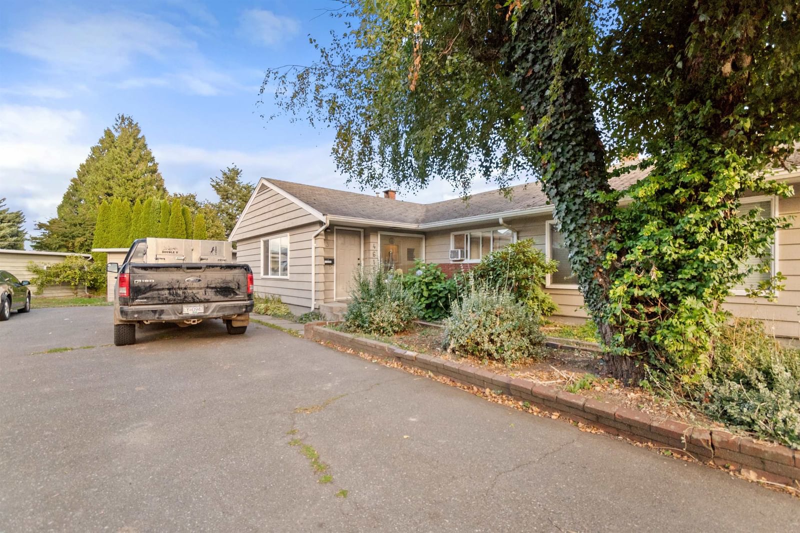 Listing Image 25