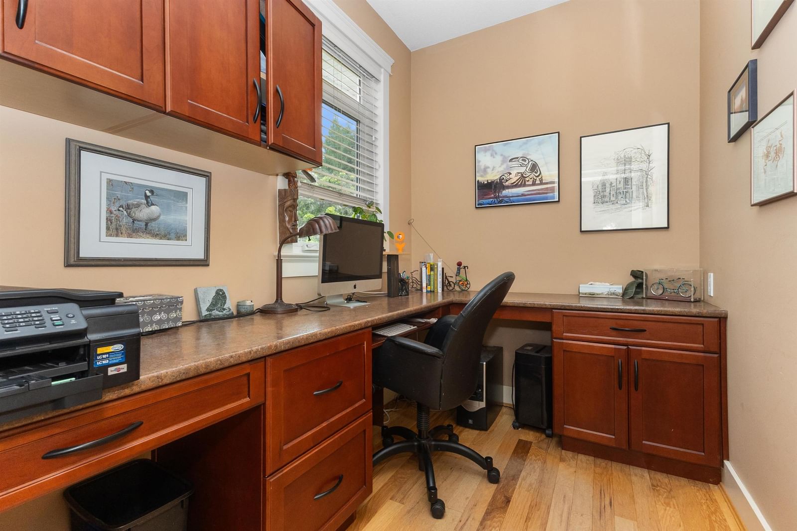 Listing Image 13