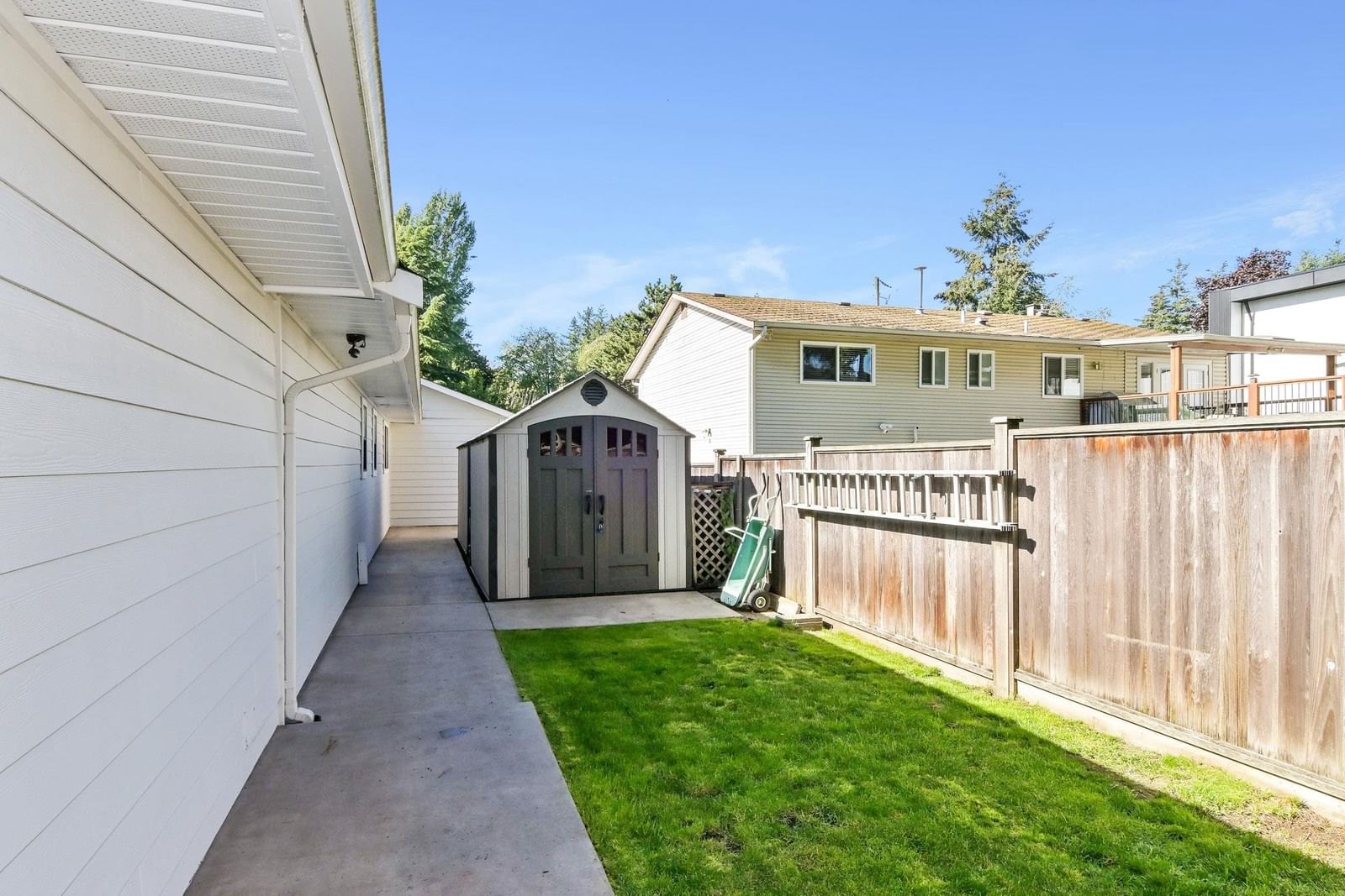 Listing Image 29